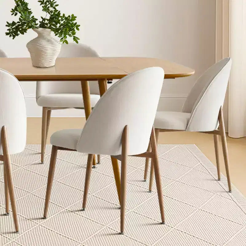 Set da pranzo espandibile da 9 pezzi, tavolo allungabile da 240 cm effetto legno e 8 comode sedie con schienale curvo per cucina o sala da pranzo