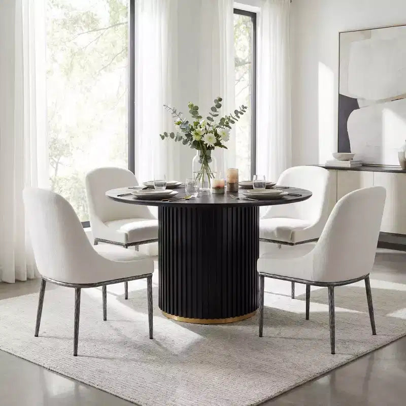 Set da pranzo Linnea Industrial da 5 pezzi con sedie imbottite e tavolo rotondo con base a piedistallo